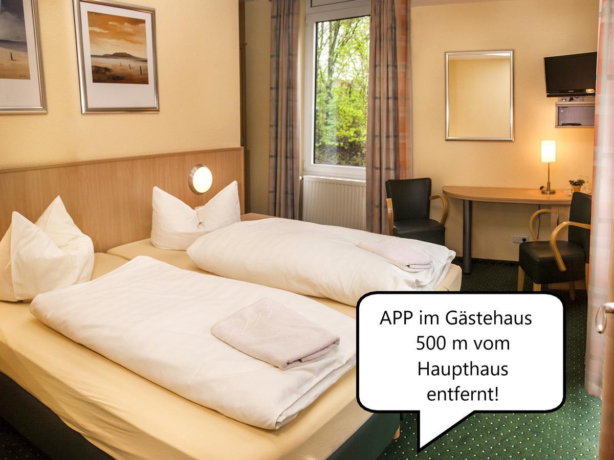 Gasthof Scharfe Kurve Hotel Lutzow Eksteriør billede